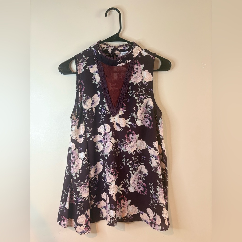 Skylar & Jade Burgundy & White Floral & Lace Boho Tank Top EUC